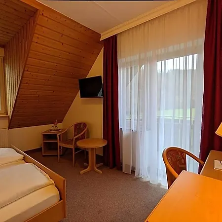 Saaletalstuben Szálloda Gräfendorf